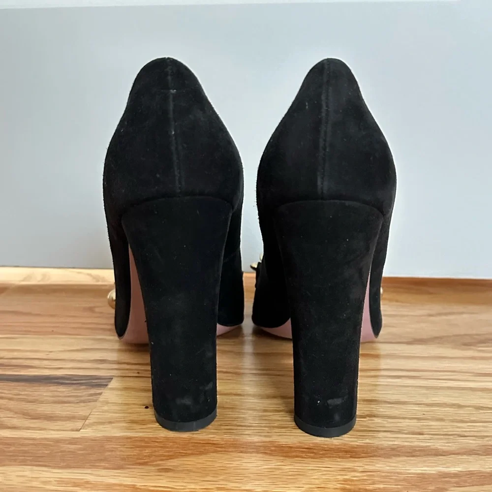 RED Valentino Suede Square Toe/Hill Chain Trim Pumps - Picture 5 of 12